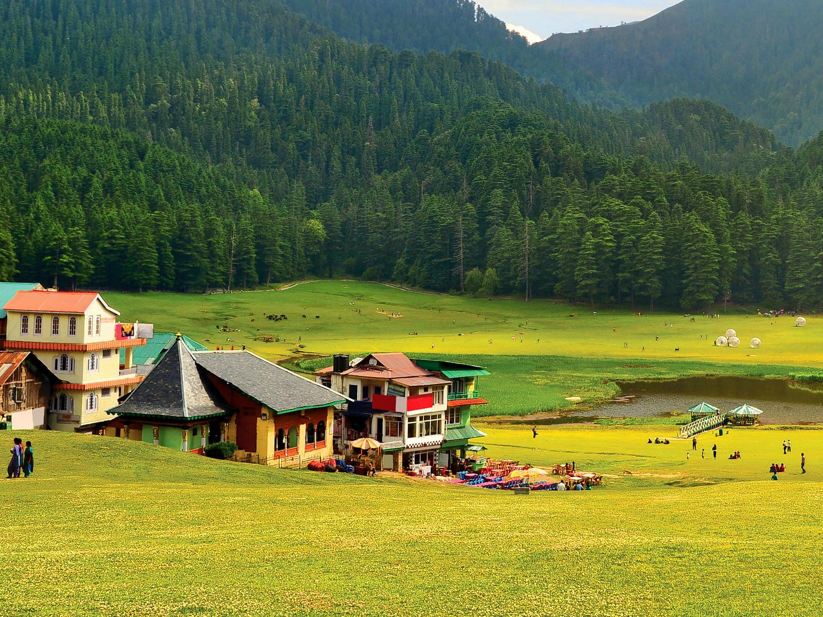 DALHOUSIE & DHARAMSHALA TOUR